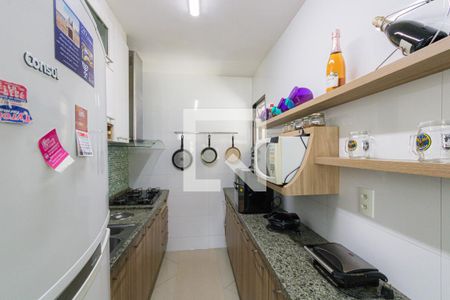 Casa de condomínio à venda com 284m², 4 quartos e 4 vagasCozinha 2