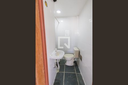 Casa de condomínio à venda com 284m², 4 quartos e 4 vagasBanheiro do Terraço