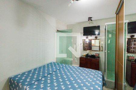 Casa de condomínio à venda com 284m², 4 quartos e 4 vagasQuarto 4 - Suíte