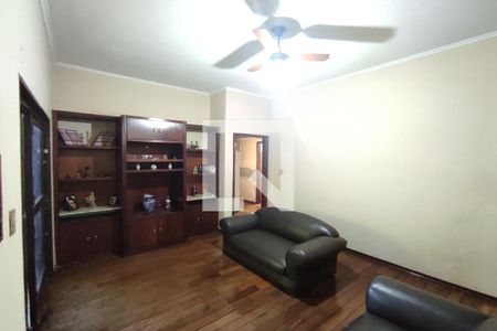 Sala 3 de casa para alugar com 4 quartos, 150m² em Jardim Sumaré, Ribeirão Preto