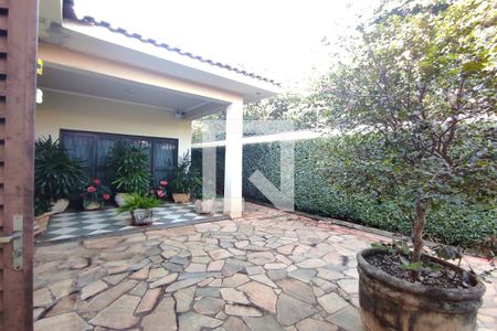Casa para alugar com 150m², 4 quartos e 3 vagas Casa para alugar com 150m², 4 quartos e 3 vagasÁrea comum