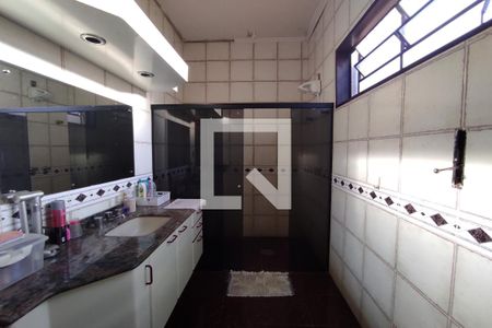 Casa para alugar com 150m², 4 quartos e 3 vagas Casa para alugar com 150m², 4 quartos e 3 vagasBanheiro Social