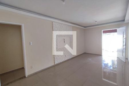 Sala de casa para alugar com 4 quartos, 410m² em Taquara, Rio de Janeiro