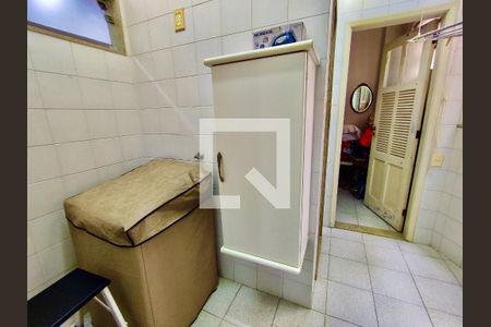 Apartamento à venda com 100m², 2 quartos e sem vagaÁrea serviço 
