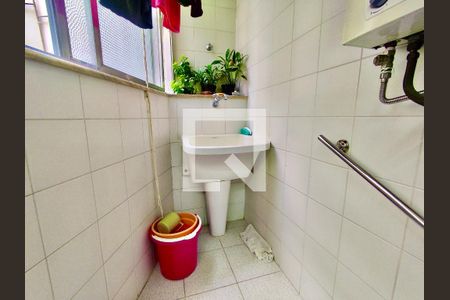 Apartamento à venda com 100m², 2 quartos e sem vagaÁrea serviço 