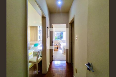 Corredor de apartamento à venda com 2 quartos, 100m² em Copacabana, Rio de Janeiro