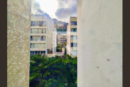 Apartamento à venda com 100m², 2 quartos e sem vagaQuarto