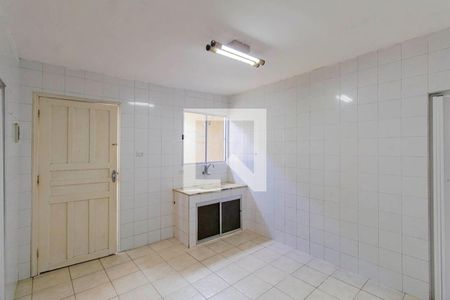 Cozinha  de casa para alugar com 1 quarto, 50m² em Vila Nhocuné, São Paulo