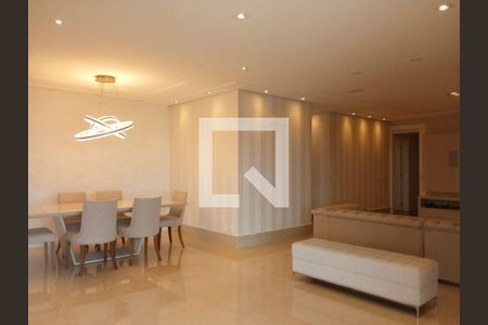 Apartamento à venda com 3 quartos, 213m² em Cambuí, Campinas