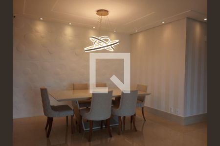 Apartamento à venda com 3 quartos, 213m² em Cambuí, Campinas