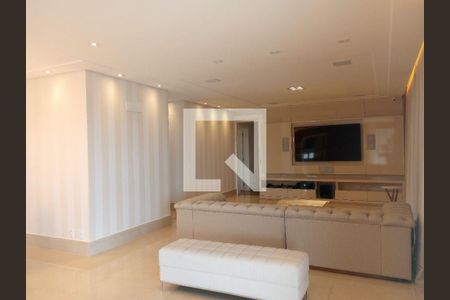 Apartamento à venda com 3 quartos, 213m² em Cambuí, Campinas