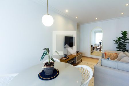 Sala de apartamento à venda com 2 quartos, 52m² em Vila Olímpia, São Paulo