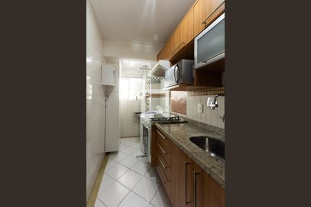 Apartamento à venda com 52m², 2 quartos e 1 vaga Apartamento à venda com 52m², 2 quartos e 1 vagaCozinha