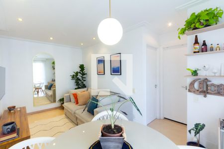 Sala de apartamento à venda com 2 quartos, 52m² em Vila Olímpia, São Paulo