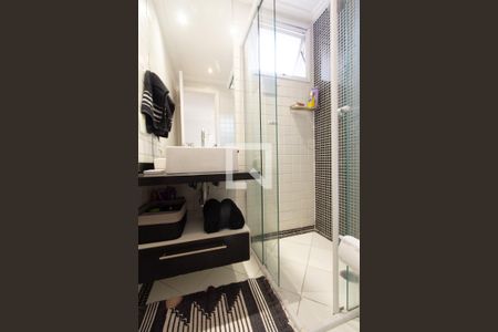 Apartamento à venda com 52m², 2 quartos e 1 vaga Apartamento à venda com 52m², 2 quartos e 1 vagaBanheiro