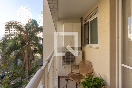 Varanda de apartamento à venda com 2 quartos, 52m² em Vila Olímpia, São Paulo