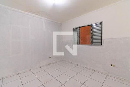 Quarto 1 de casa para alugar com 2 quartos, 85m² em Vila Paulo Silas, São Paulo