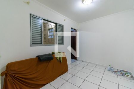 Suíte de casa para alugar com 2 quartos, 85m² em Vila Paulo Silas, São Paulo