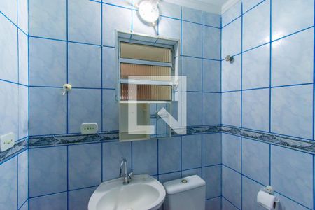 Banheiro da Suíte de casa para alugar com 2 quartos, 85m² em Vila Paulo Silas, São Paulo