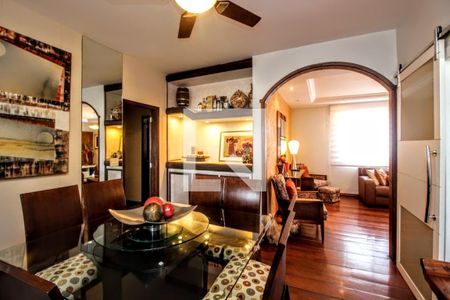 Sala de jantar  de apartamento à venda com 4 quartos, 166m² em Santo Antônio, Belo Horizonte