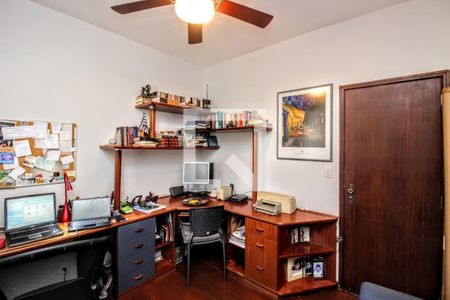 Apartamento à venda com 166m², 4 quartos e 2 vagasQuarto 2