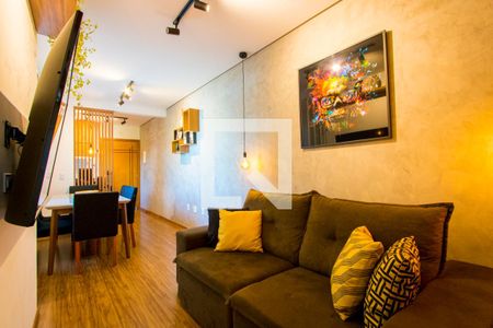 Sala de apartamento à venda com 2 quartos, 108m² em Vila Alzira, Santo André