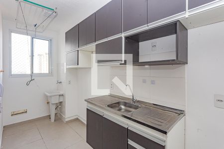 Cozinha de apartamento para alugar com 2 quartos, 41m² em Jardim Santa Emília, São Paulo