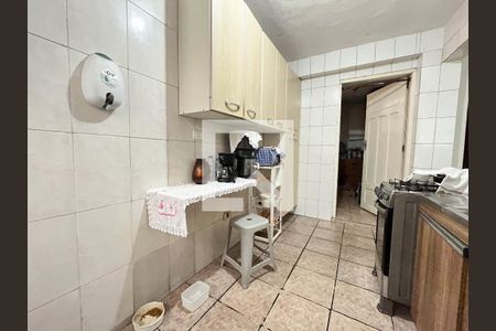 Casa à venda com 138m², 2 quartos e 2 vagas Casa à venda com 138m², 2 quartos e 2 vagasCozinha