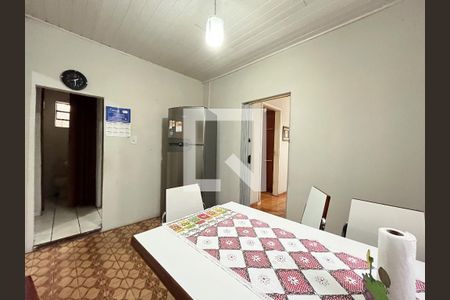 Casa à venda com 138m², 2 quartos e 2 vagas Casa à venda com 138m², 2 quartos e 2 vagasSala de Jantar