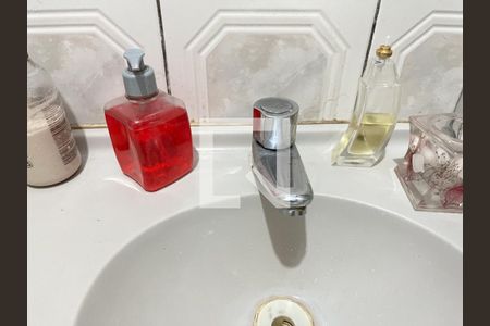 Casa à venda com 138m², 2 quartos e 2 vagas Casa à venda com 138m², 2 quartos e 2 vagasBanheiro