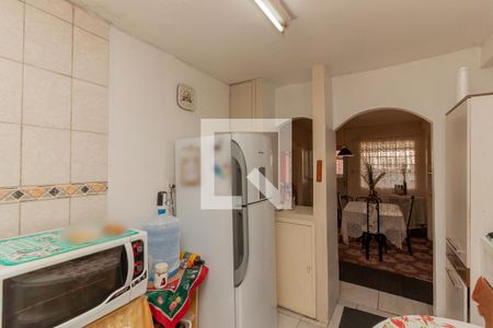 Casa à venda com 160m², 4 quartos e 3 vagas Casa à venda com 160m², 4 quartos e 3 vagasCozinha e Área de Serviço