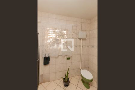 Casa à venda com 160m², 4 quartos e 3 vagas Casa à venda com 160m², 4 quartos e 3 vagasBanheiro