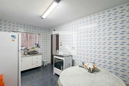 Casa à venda com 220m², 2 quartos e 2 vagas Casa à venda com 220m², 2 quartos e 2 vagasCozinha