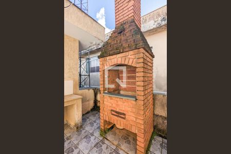 Casa à venda com 220m², 2 quartos e 2 vagas Casa à venda com 220m², 2 quartos e 2 vagasChurrasqueira