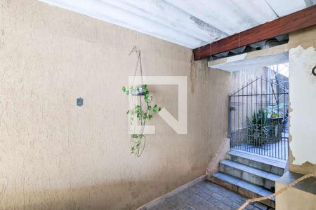 Casa à venda com 220m², 2 quartos e 2 vagas Casa à venda com 220m², 2 quartos e 2 vagasGaragem