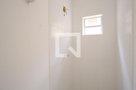 Banheiro da Suíte de casa de condomínio para alugar com 2 quartos, 69m² em Vila Mafra, São Paulo