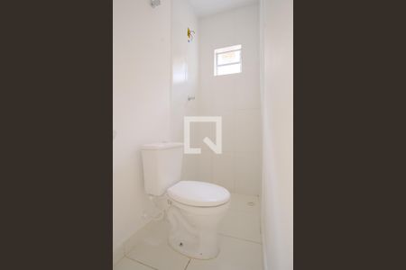 Banheiro da Suíte de casa de condomínio para alugar com 2 quartos, 69m² em Vila Mafra, São Paulo