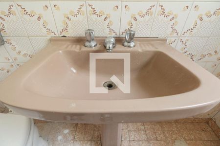 Casa de condomínio para alugar com 69m², 2 quartos e 1 vagaBanheiro Social 