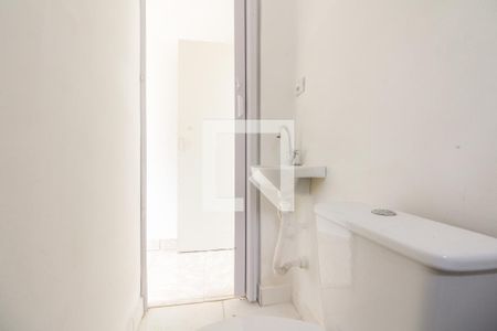 Casa de condomínio para alugar com 69m², 2 quartos e 1 vagaBanheiro Suíte 