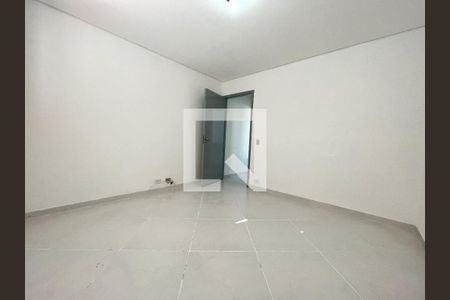 Quarto 1 de casa para alugar com 2 quartos, 80m² em Vila Campestre, São Paulo
