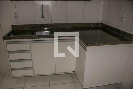 Cozinha de apartamento para alugar com 1 quarto, 43m² em Praia do Flamengo, Salvador
