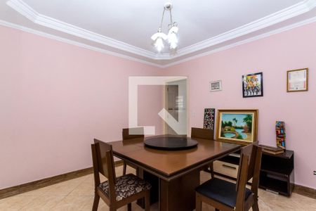 Casa à venda com 132m², 3 quartos e 2 vagas Casa à venda com 132m², 3 quartos e 2 vagasSala de Jantar