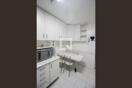 Apartamento para alugar com 90m², 2 quartos e 1 vaga Apartamento para alugar com 90m², 2 quartos e 1 vagaCozinha