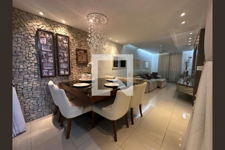 Sala de casa à venda com 3 quartos, 176m² em Buritis, Belo Horizonte