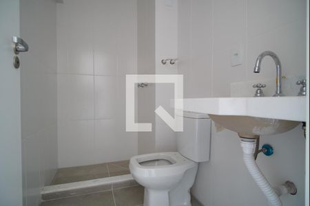 Banheiro  de apartamento para alugar com 1 quarto, 30m² em Vila Ipiranga, Porto Alegre