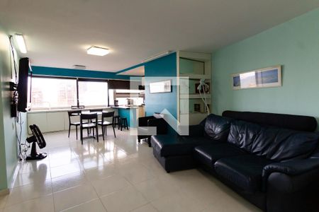 Sala de apartamento à venda com 1 quarto, 50m² em Leblon, Rio de Janeiro