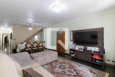 Sala de casa à venda com 4 quartos, 402m² em Jardim Santa Mena, Guarulhos