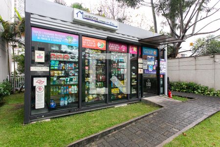 Apartamento à venda com 78m², 2 quartos e 2 vagasÁrea Comum - Mercado