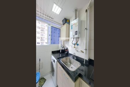 Apartamento à venda com 48m², 2 quartos e 1 vaga Apartamento à venda com 48m², 2 quartos e 1 vagaÁrea de Serviço