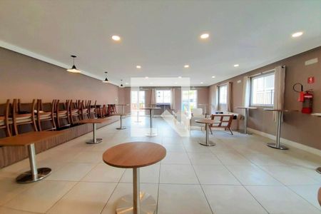 Apartamento à venda com 48m², 2 quartos e 1 vaga Apartamento à venda com 48m², 2 quartos e 1 vagaÁrea comum - Salão de festas